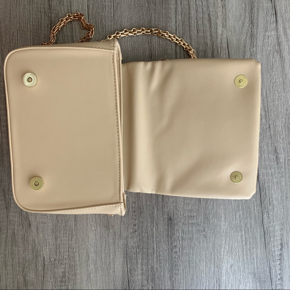 Windsor Chain Purse - Picture 4 of 5